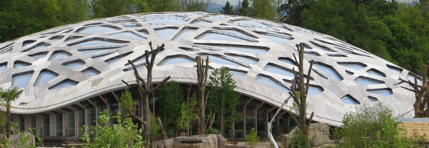 Elefantenhaus Zoo Zürich, ein Sarnafildach mit gewölbter Oberfläche